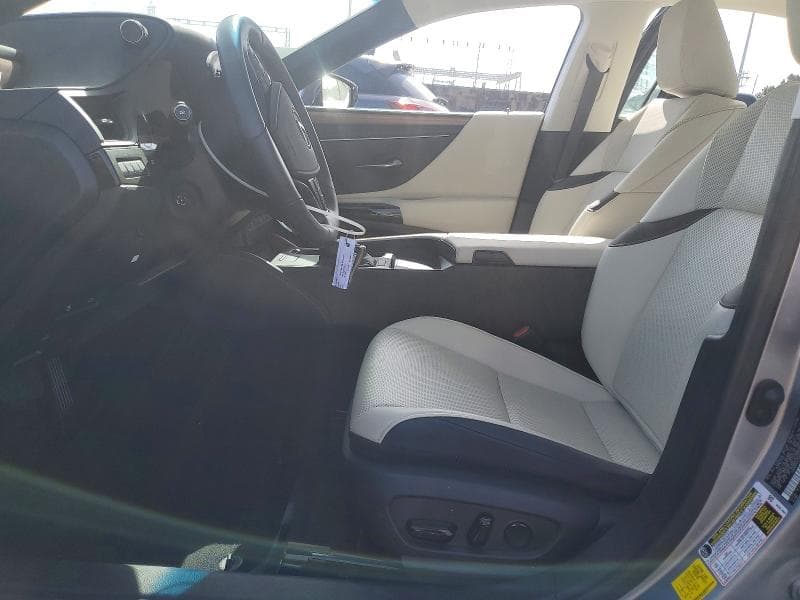2023 LEXUS ES 300H BASE 7