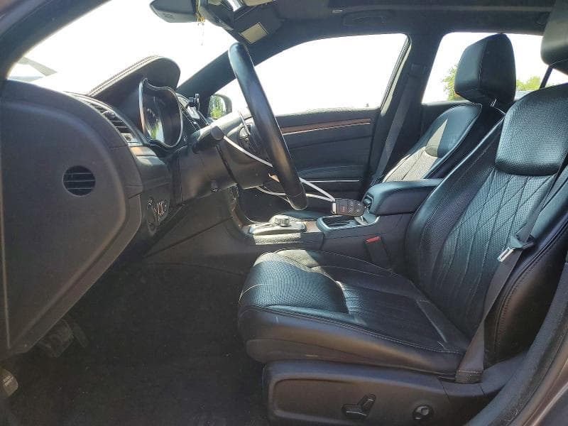 2018 CHRYSLER 300C 7