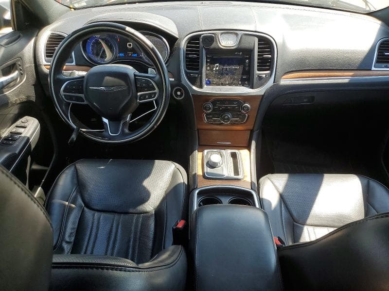 2018 CHRYSLER 300C 8