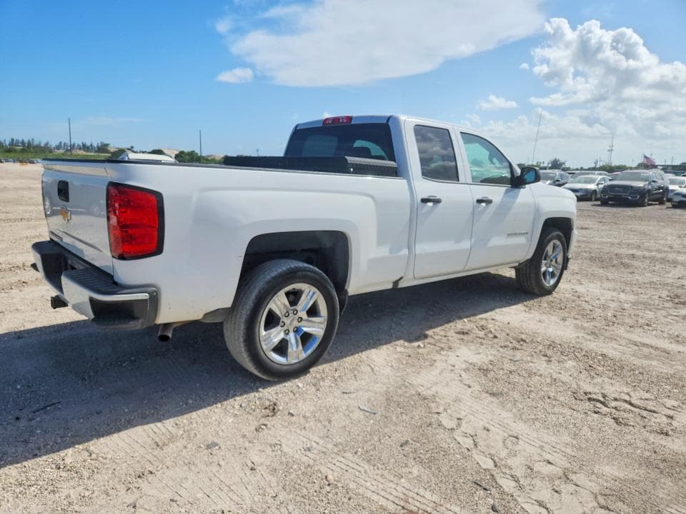 2018 CHEVROLET SILVERADO C1500 CUSTOM 3
