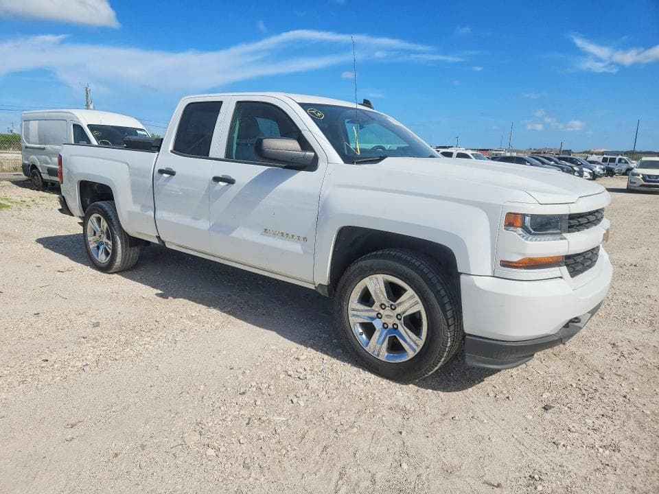 2018 CHEVROLET SILVERADO C1500 CUSTOM 4