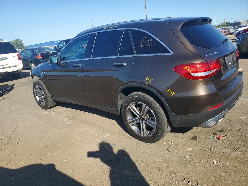 2018 MERCEDES-BENZ GLC 300 4MATIC 2