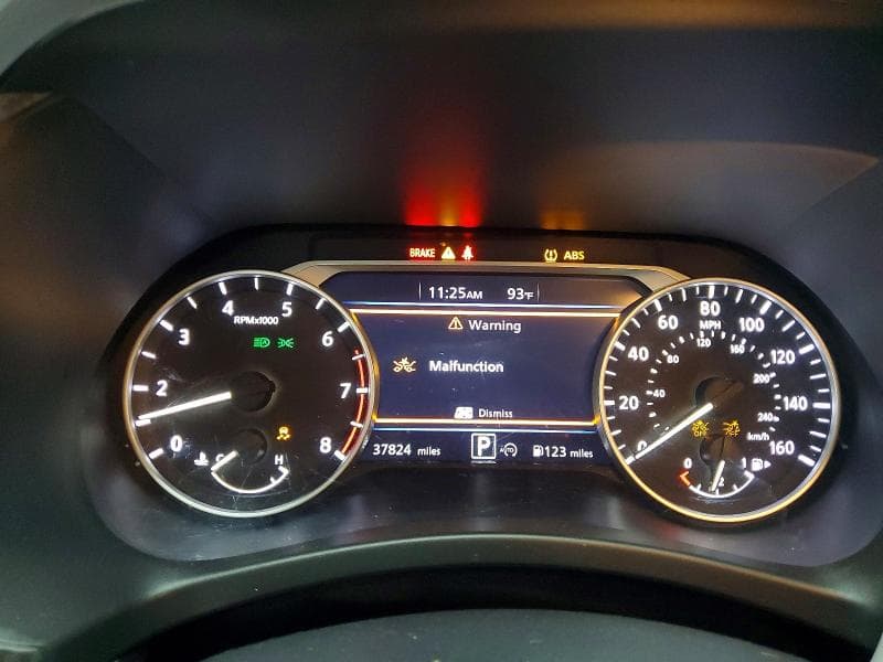 2025 NISSAN SENTRA SV 9