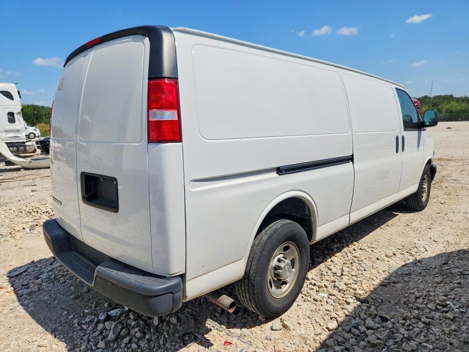 2019 CHEVROLET EXPRESS G3500 3