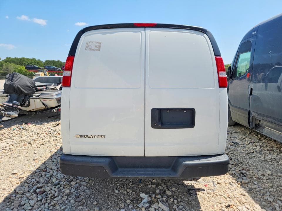 2019 CHEVROLET EXPRESS G3500 6