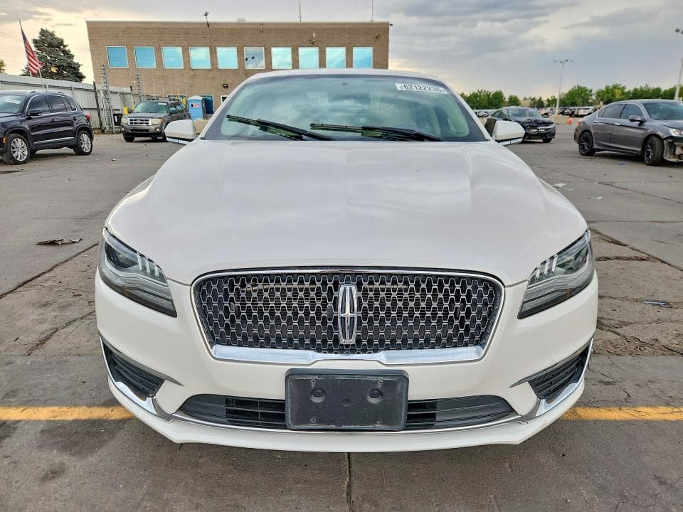 2018 LINCOLN MKZ PREMIERE 5