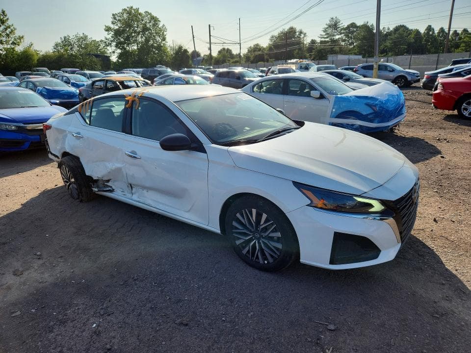 2025 NISSAN ALTIMA SV SV 5