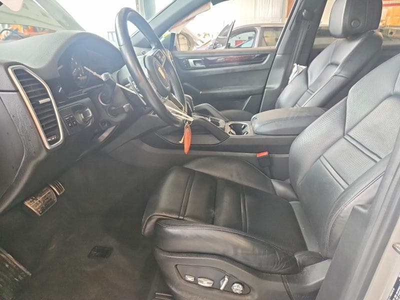 2021 PORSCHE CAYENNE S 7