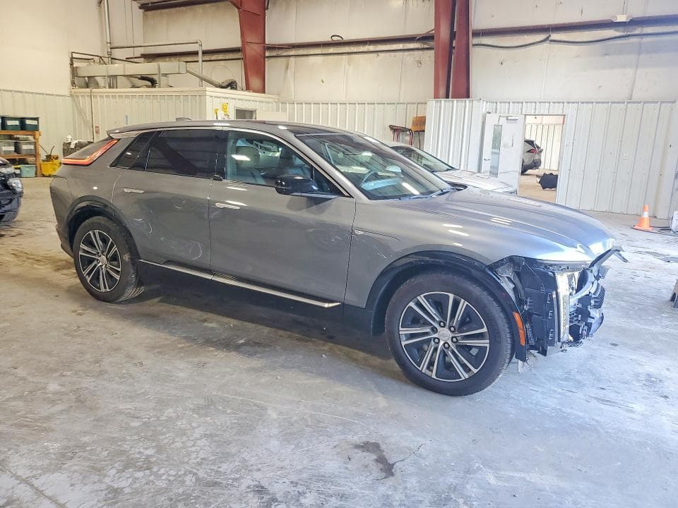 2023 CADILLAC LYRIQ LUXURY 4