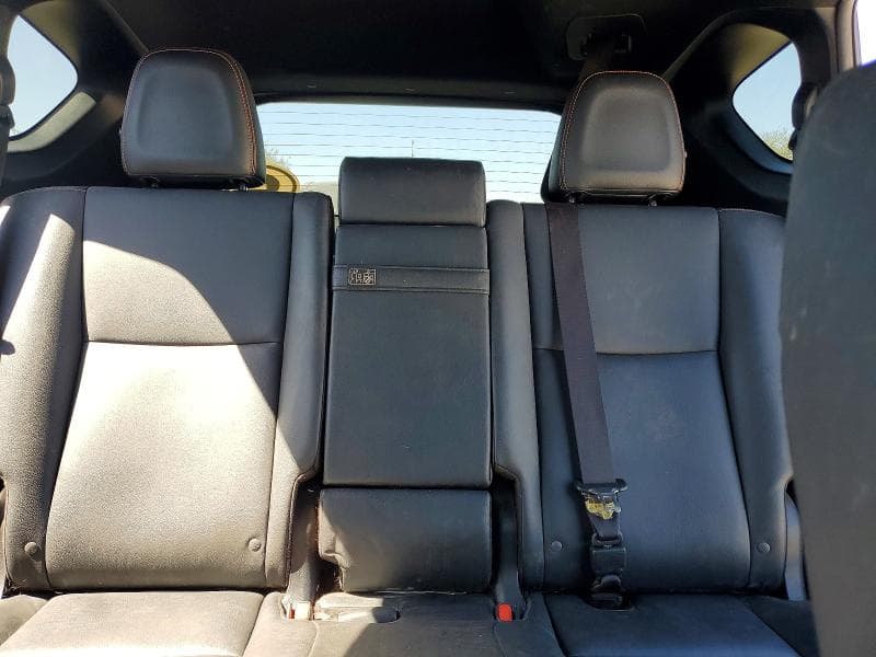 2017 TOYOTA RAV4 HV SE 10