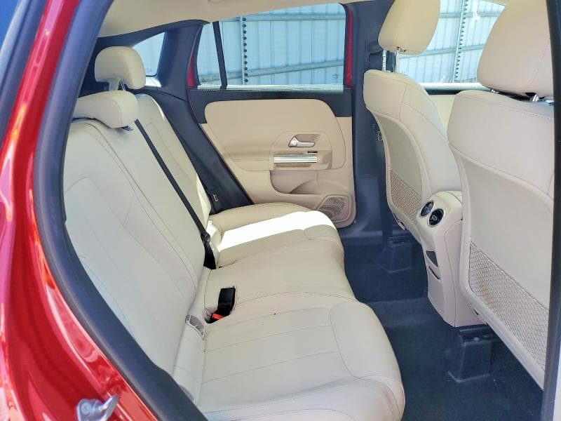 2022 MERCEDES-BENZ GLA 250 11