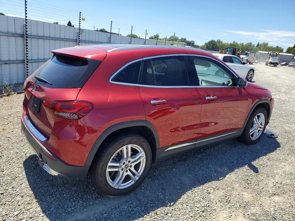 2022 MERCEDES-BENZ GLA 250 3