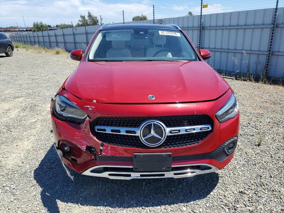 2022 MERCEDES-BENZ GLA 250 5
