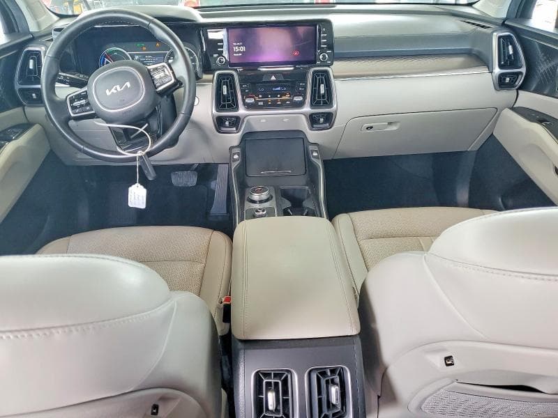 2022 KIA SORENTO S 8