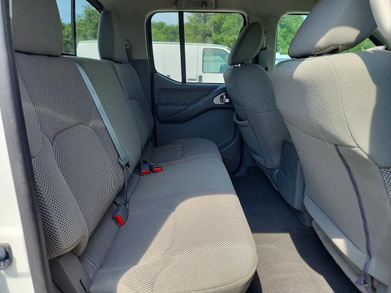 2021 NISSAN FRONTIER SV 10