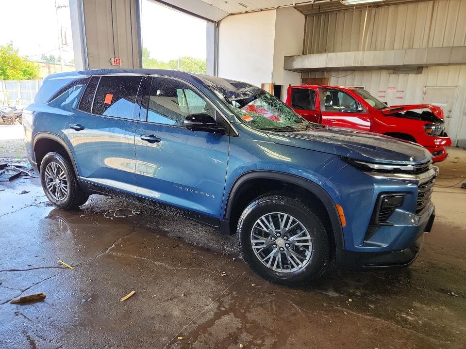2024 CHEVROLET TRAVERSE LS 4
