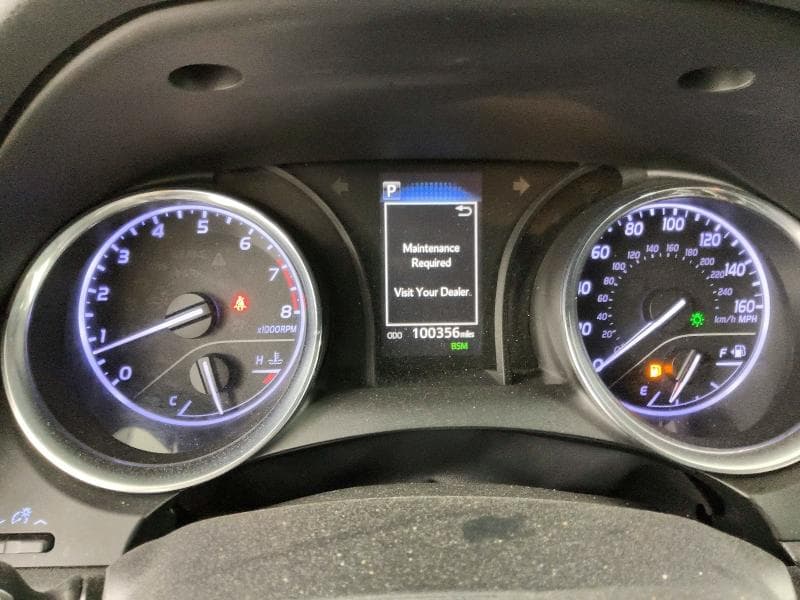 2020 TOYOTA CAMRY SE 9