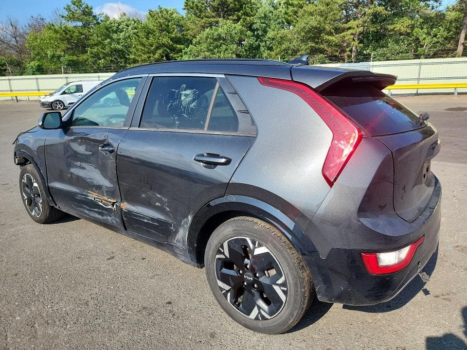 2023 KIA NIRO WIND 2