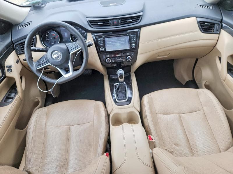 2017 NISSAN ROGUE SL 8