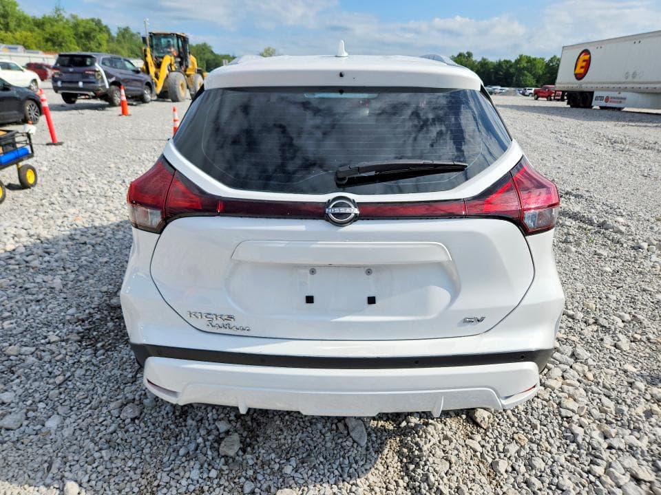 2023 NISSAN KICKS SV 6