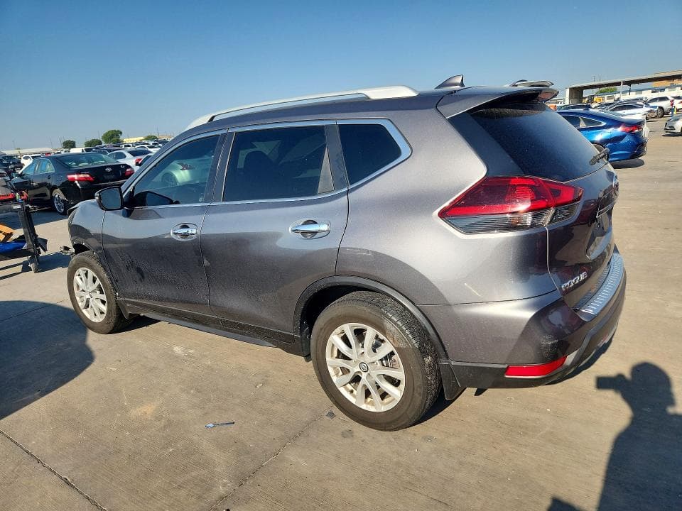 2018 NISSAN ROGUE SV 2