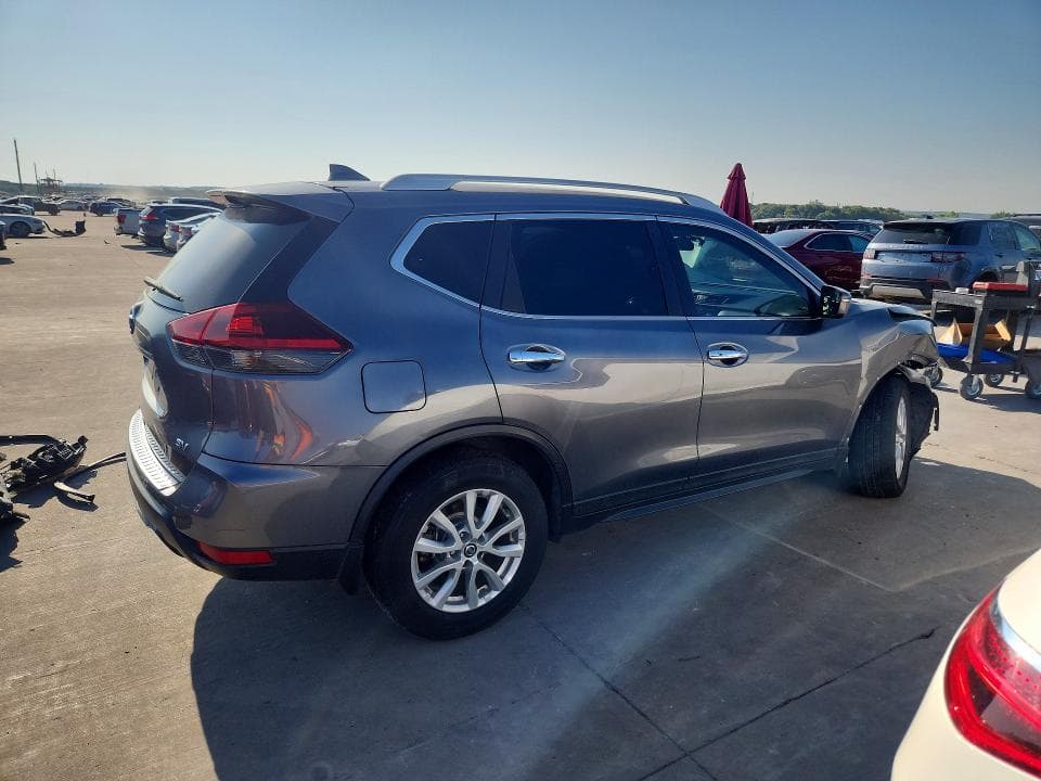2018 NISSAN ROGUE SV 3