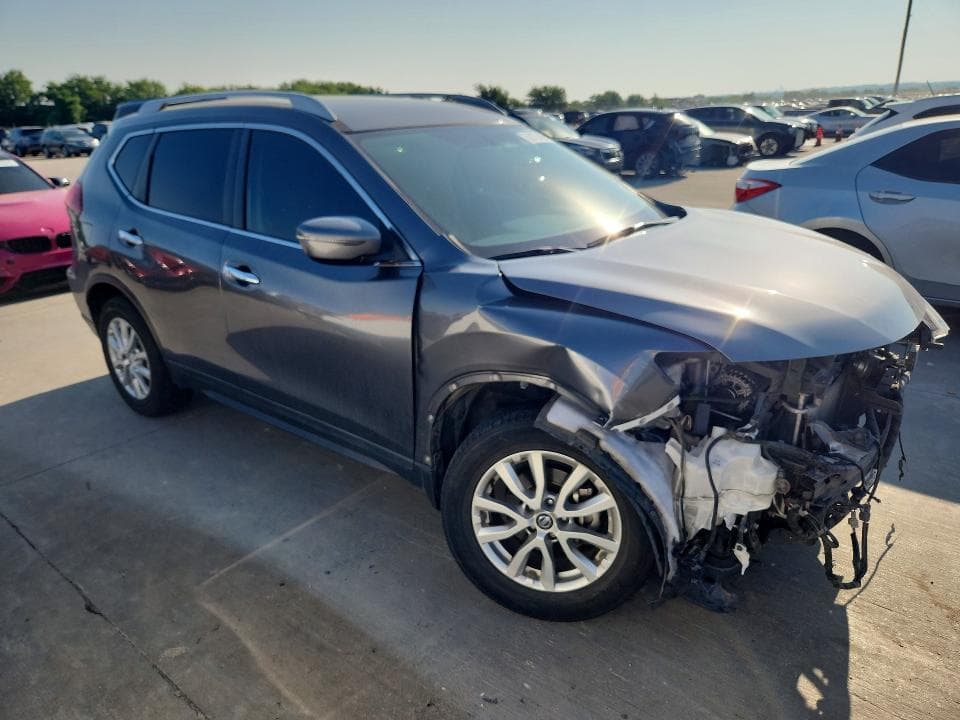 2018 NISSAN ROGUE SV 4