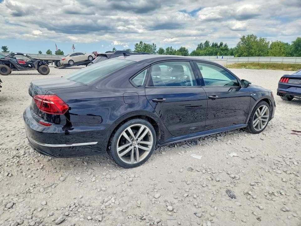 2018 VOLKSWAGEN PASSAT S 3