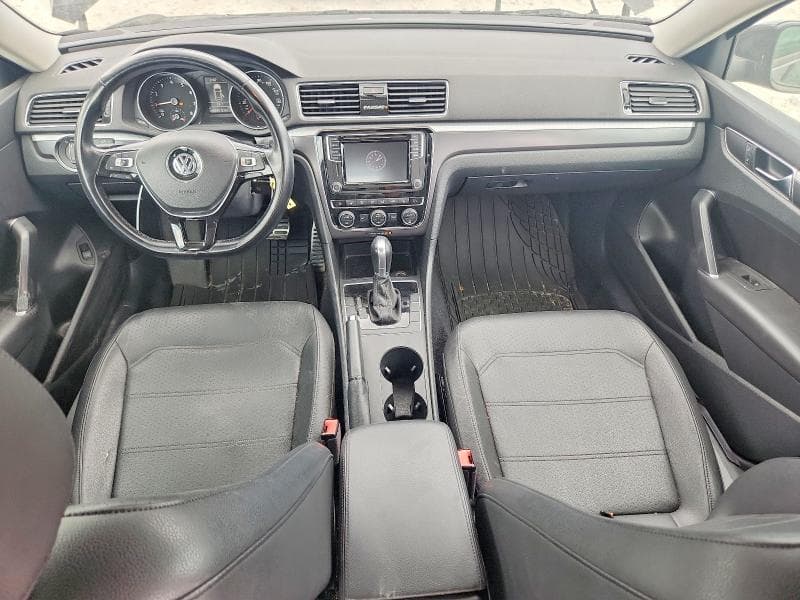 2018 VOLKSWAGEN PASSAT S 8
