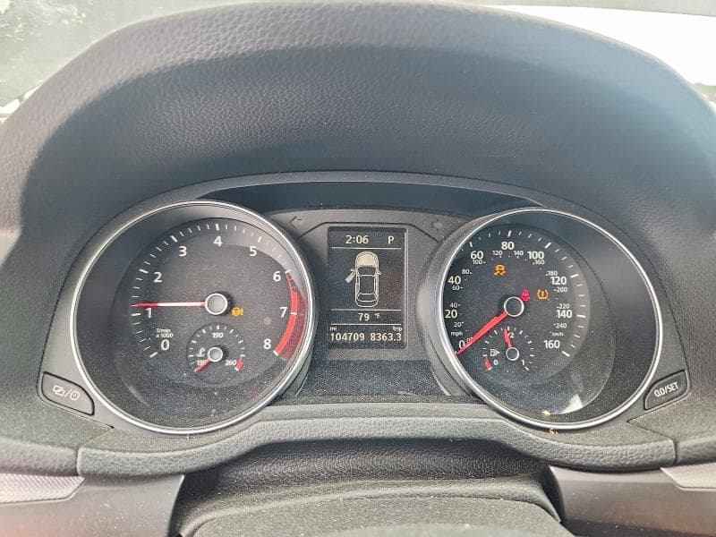 2018 VOLKSWAGEN PASSAT S 9