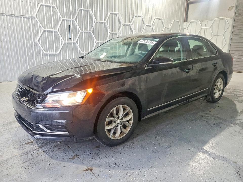 2017 VOLKSWAGEN PASSAT S - 1
