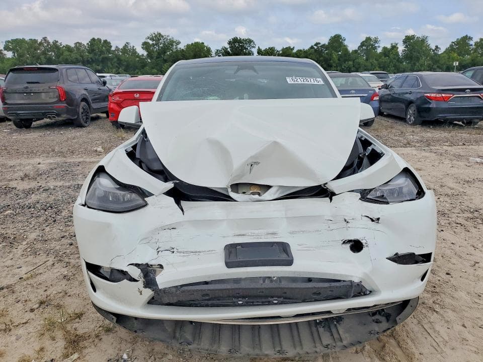2023 TESLA MODEL Y 5