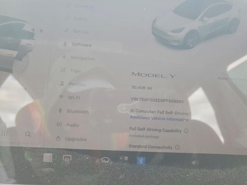 2023 TESLA MODEL Y 9