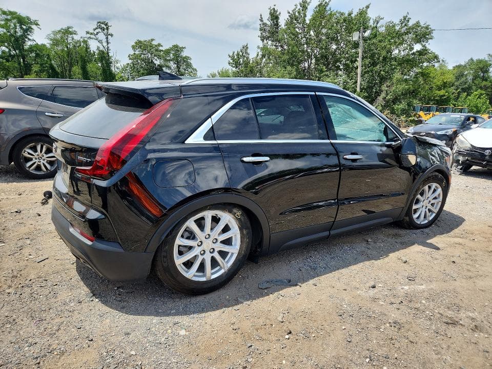 2022 CADILLAC XT4 LUXURY 3