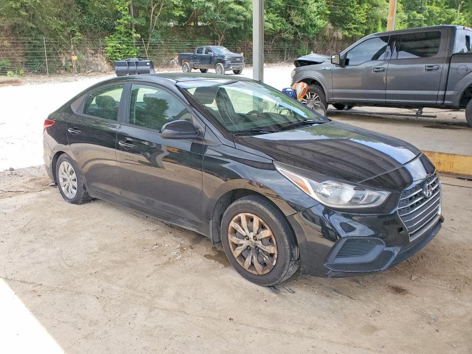 2022 HYUNDAI ACCENT SE 4