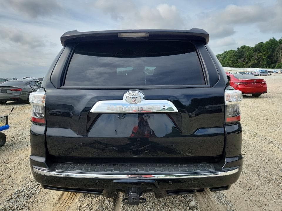 2022 TOYOTA 4RUNNER LIMITED 6