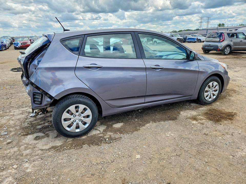 2017 HYUNDAI ACCENT SE 3