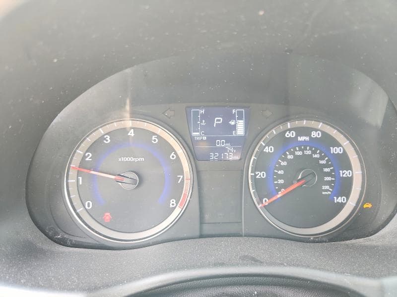 2017 HYUNDAI ACCENT SE 9