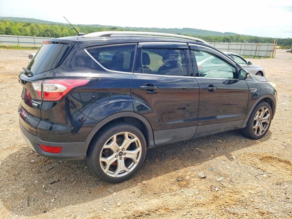 2017 FORD ESCAPE TITANIUM 3