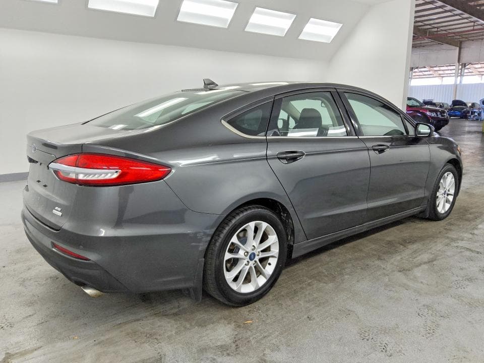 2020 FORD FUSION SE 3