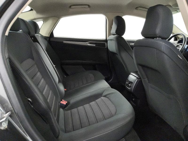2020 FORD FUSION SE 10