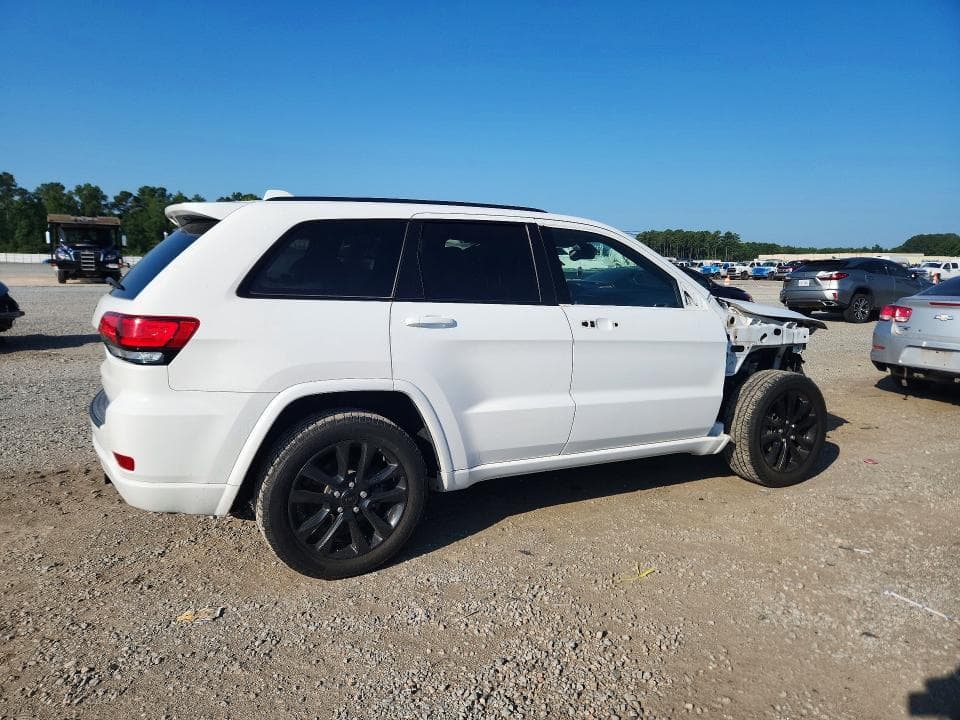2019 JEEP GRAND CHEROKEE LAREDO 3