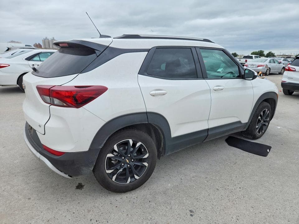 2023 CHEVROLET TRAILBLAZER LT 3