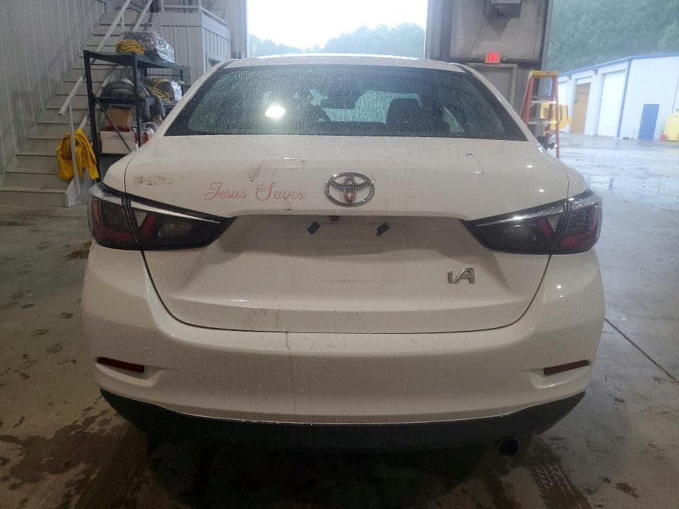 2018 TOYOTA YARIS IA BASE 6