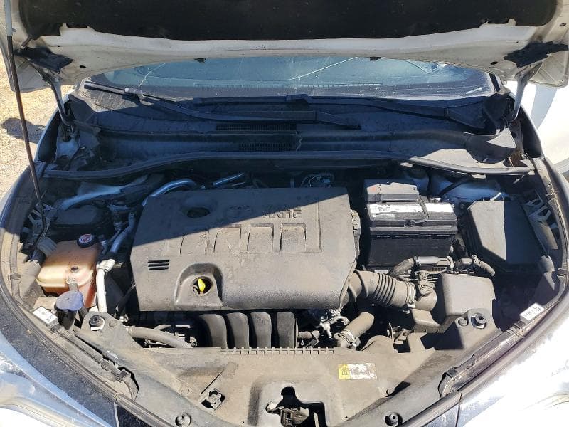 2018 TOYOTA C-HR XLE 11