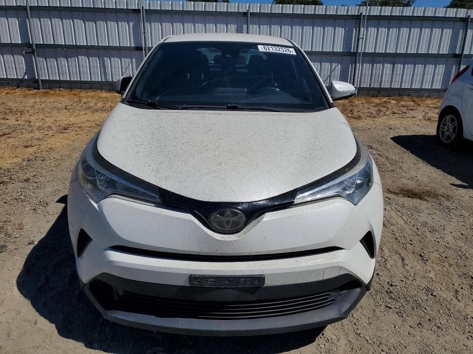 2018 TOYOTA C-HR XLE 5