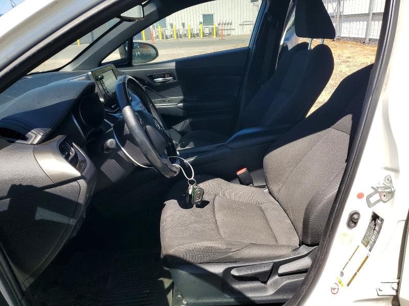 2018 TOYOTA C-HR XLE 7