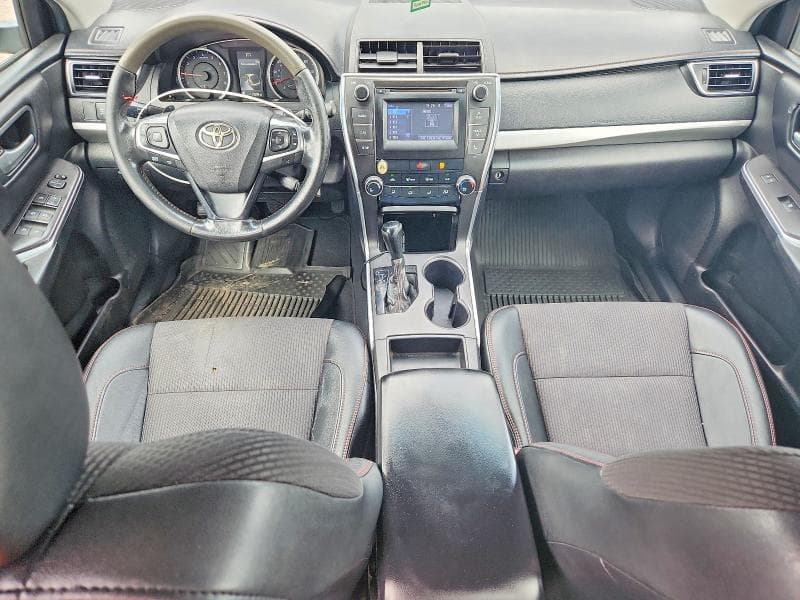 2017 TOYOTA CAMRY SE 8