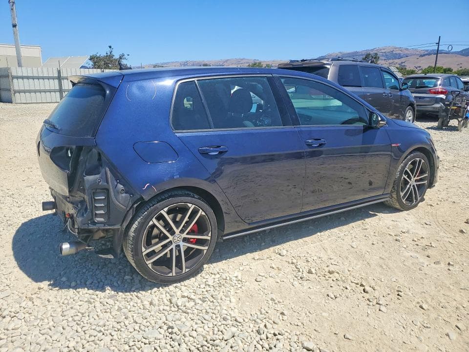 2017 VOLKSWAGEN GTI S/SE 3