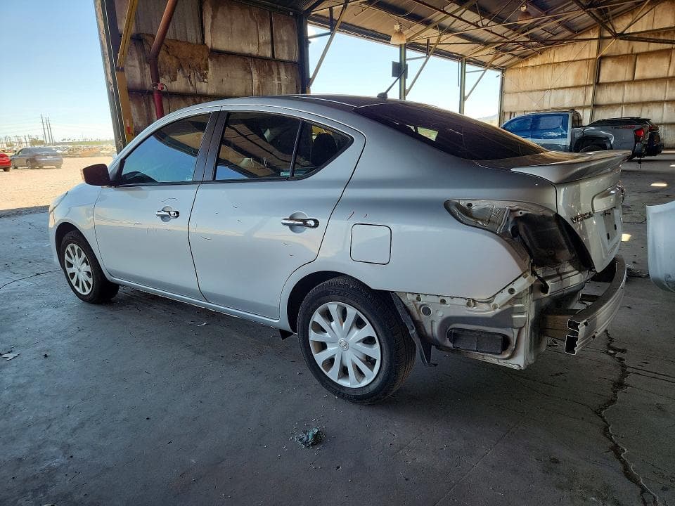 2017 NISSAN VERSA 1.6 SV 2